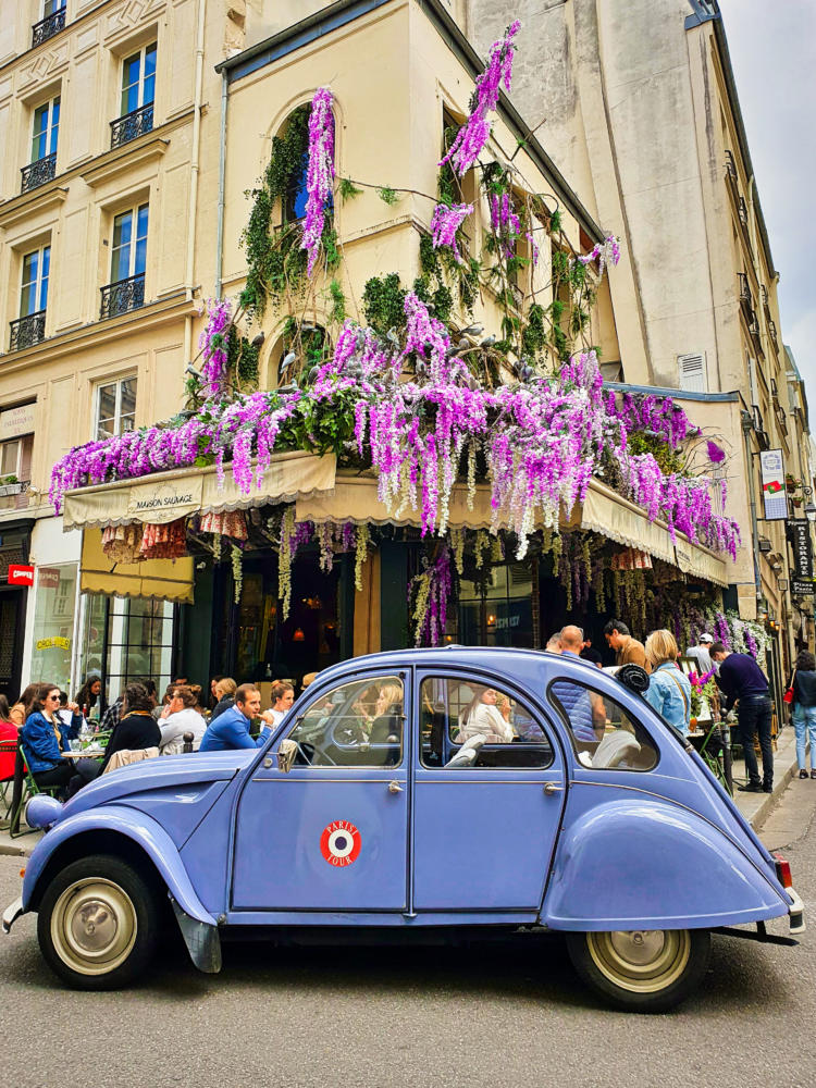 Paris in 2CV