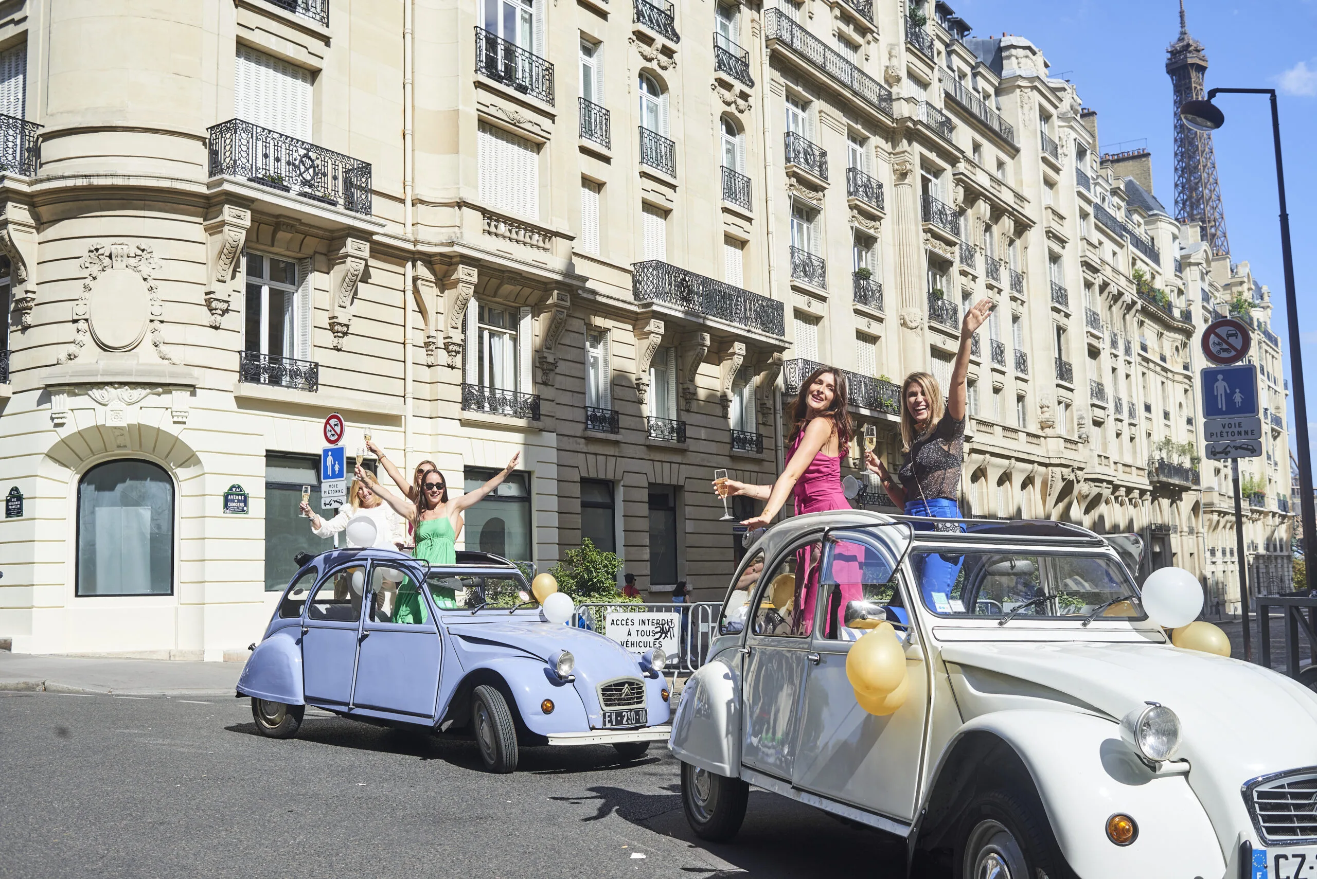 Location de 2CV pour EVJF à Paris