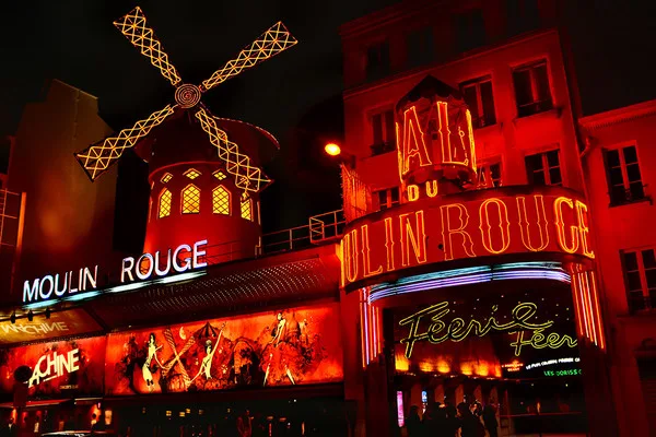 MOULIN ROUGE PARIS