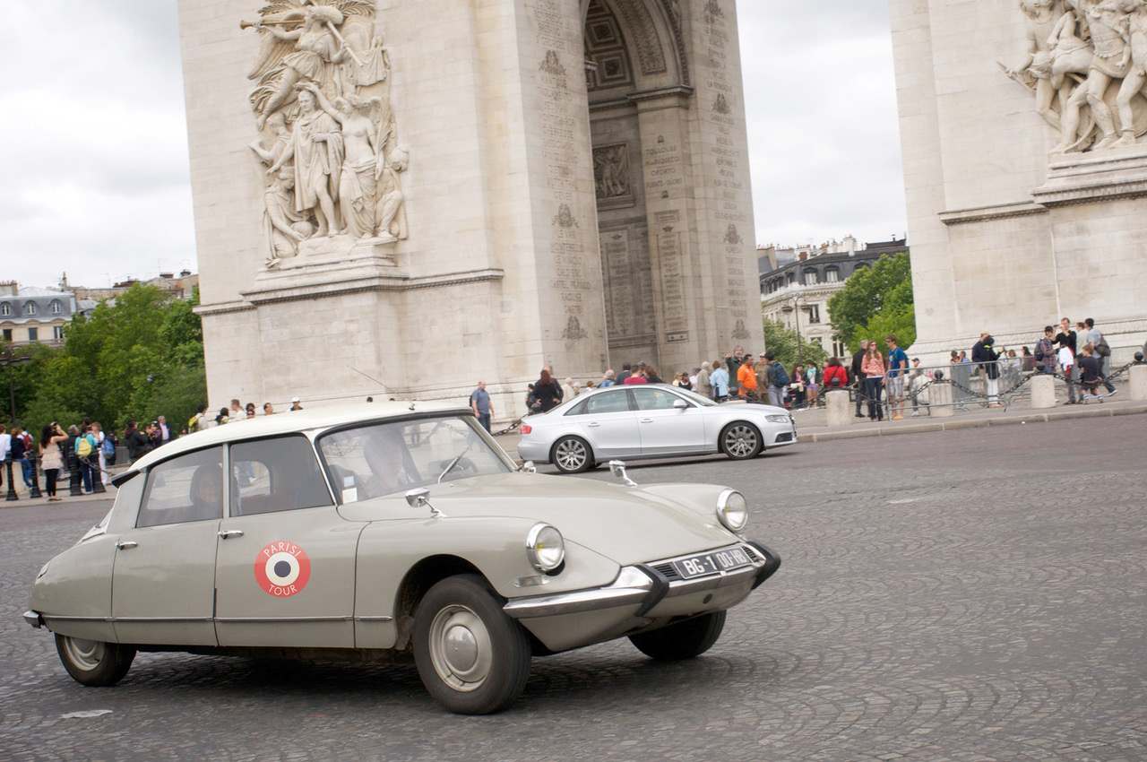 Visite privée de Paris en Citroën DS